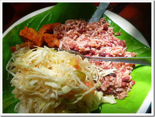 gallo pinto y cerdo